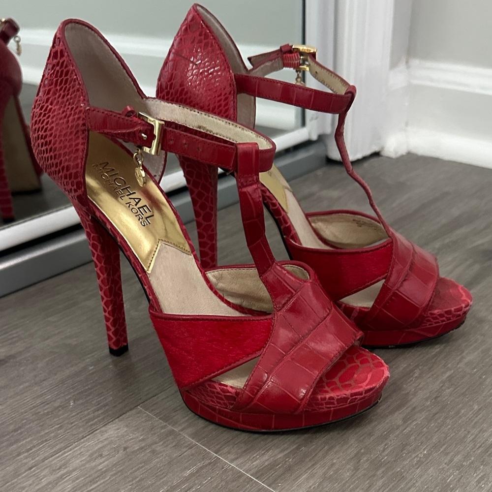 Michael Kors heels red 7M